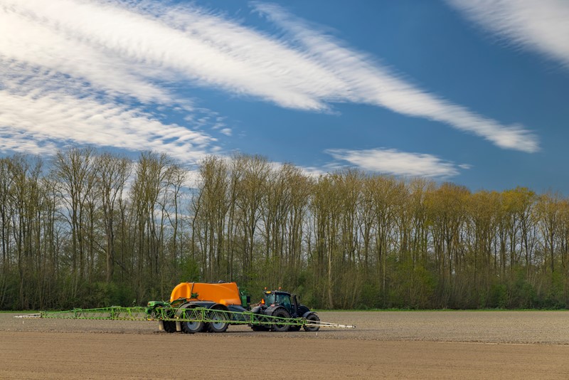 Er geldt een vrijstelling van overdrachtsbelasting voor de verkrijging van grond in het kader van een